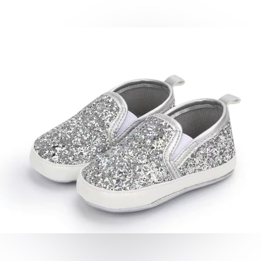 Sparkly Silver Soft Soled Shoes for Babies, NWT’s, Size 2